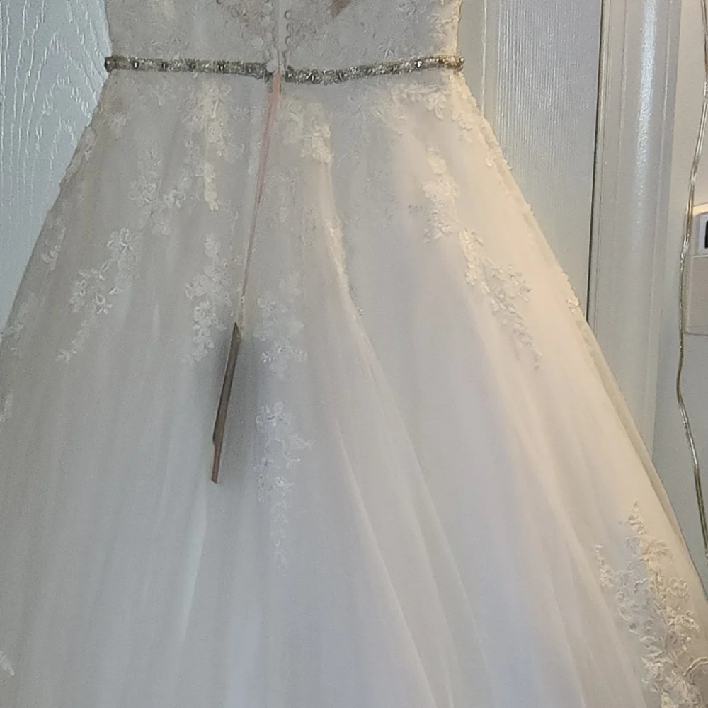 NWT! REBECCA INGRAM WEDDING DRESS ! (ONE PEARL IS MISSING ON THE SWAROVSKI BELT) - Picture 11 of 16